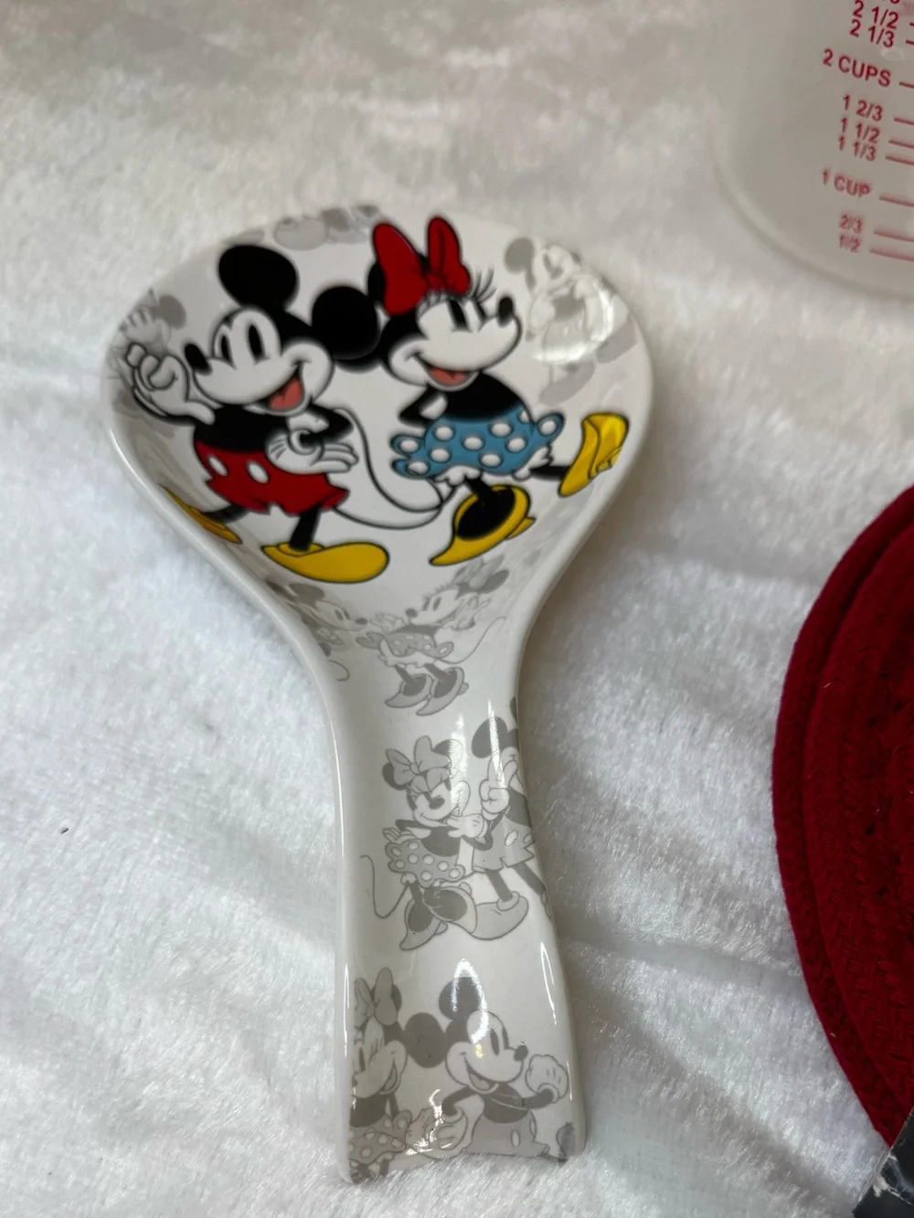 Disney Mickey Mouse Kitchen Trivets, Mickey Spoon Rest 4 Cup Measuring NWT